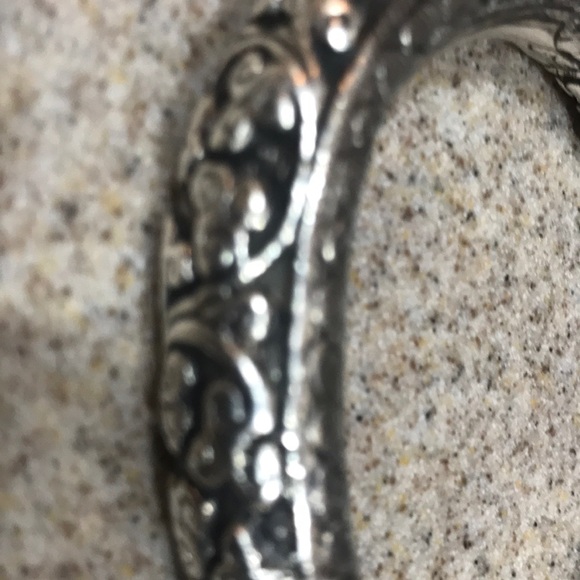 Open-end sterling silver cuff bracelet. - Picture 5 of 6